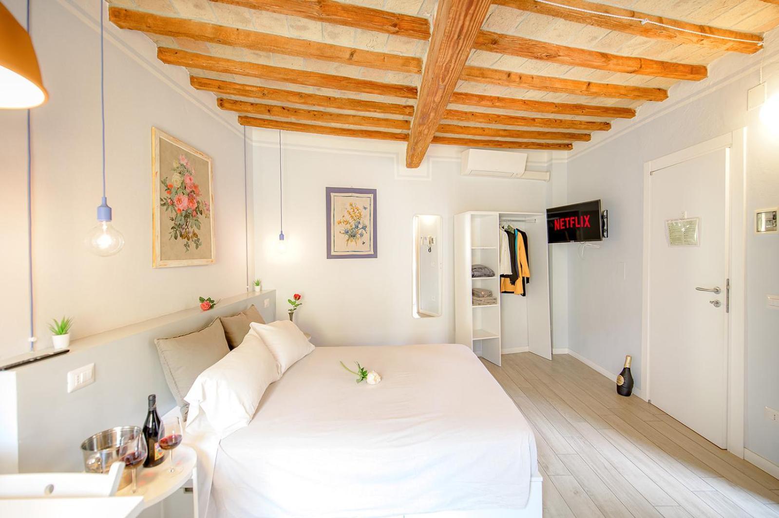 Apartament La Casa Del Vino Parma Zewnętrze zdjęcie