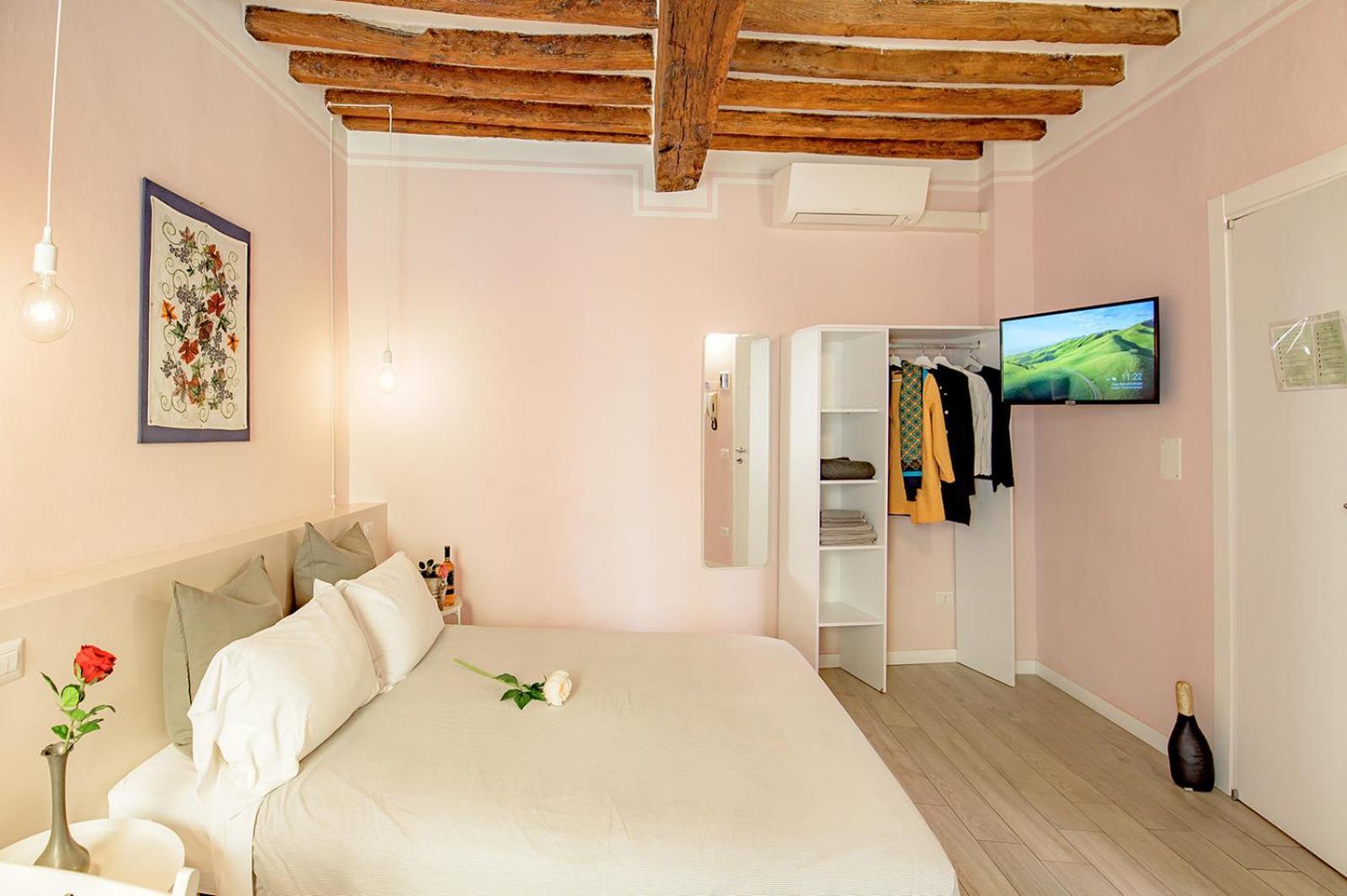 Apartament La Casa Del Vino Parma Zewnętrze zdjęcie